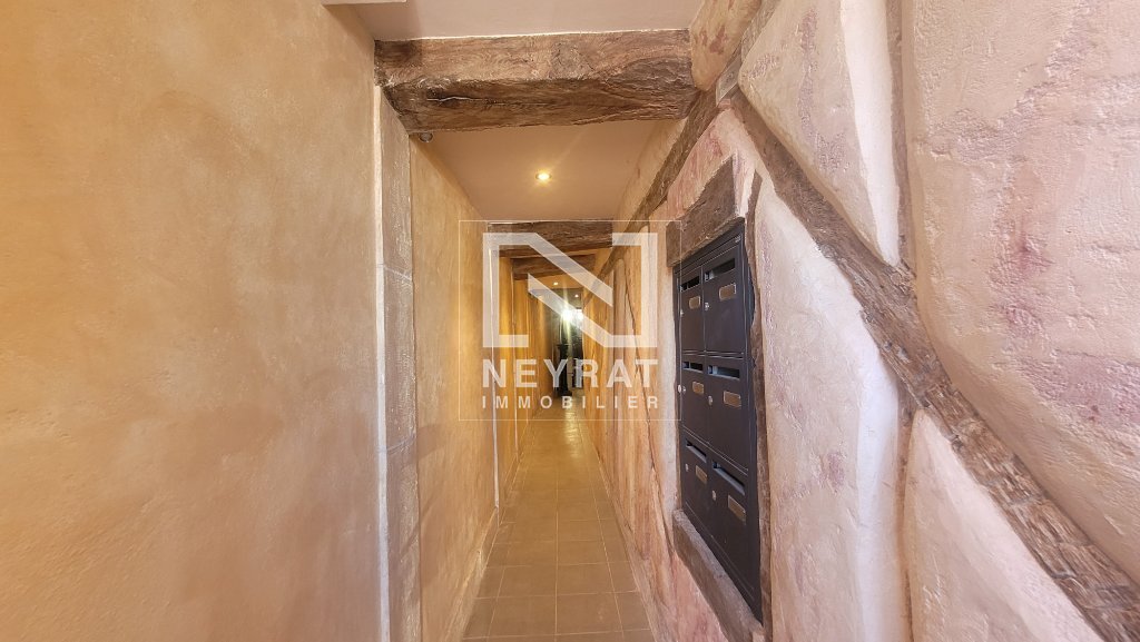 T2 21,98m²