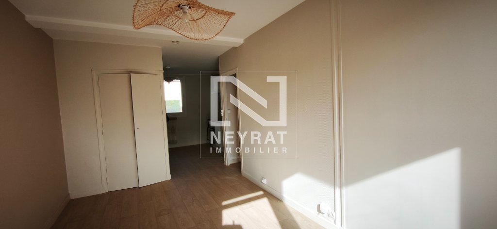 APPARTEMENT T2 A LOUER - CHALON SUR SAONE - 42.42 m2 - 680�&euro; charges comprises par mois