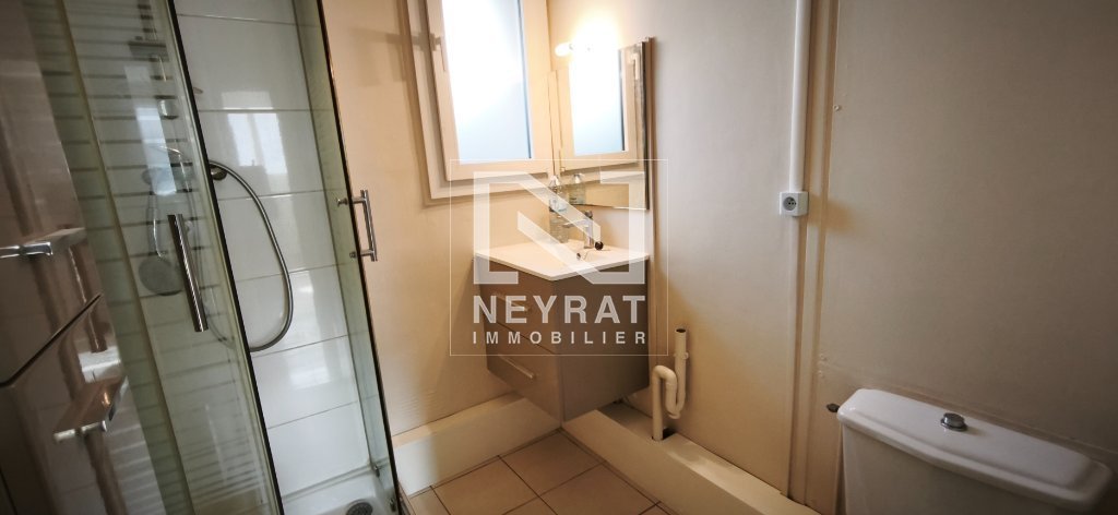 APPARTEMENT T2 A LOUER - CHALON SUR SAONE - 42.42 m2 - 680�&euro; charges comprises par mois