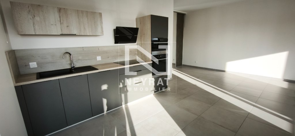 APPARTEMENT T2 A LOUER - CHALON SUR SAONE - 65.69 m2 - 790�&euro; charges comprises par mois