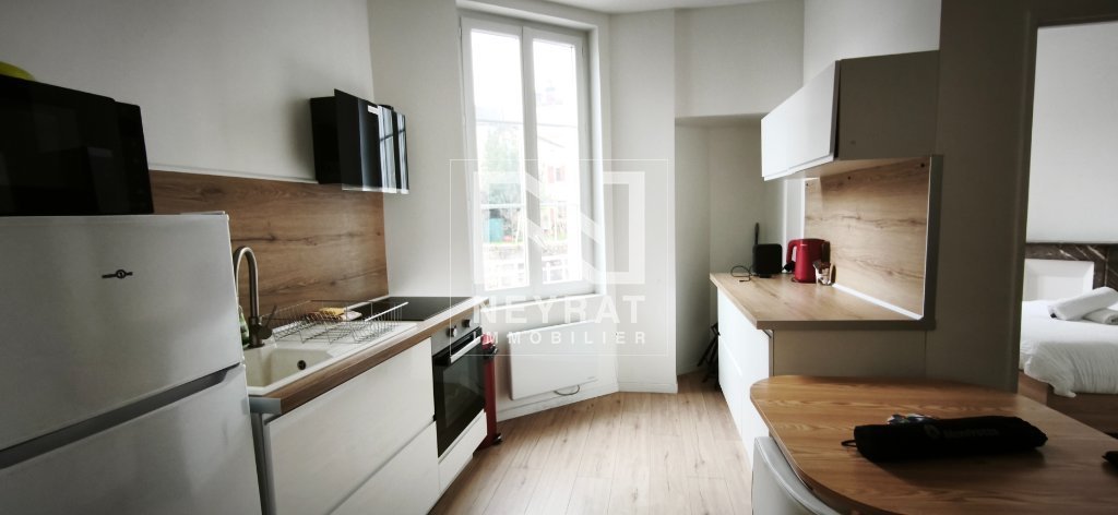 APPARTEMENT T2 A LOUER - CHALON SUR SAONE - 40.97 m2 - 590�&euro; charges comprises par mois
