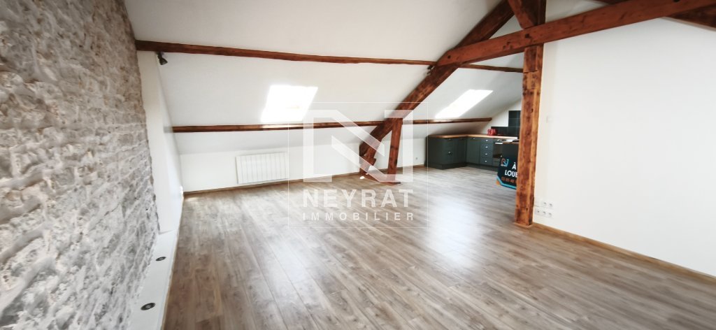 APPARTEMENT T2 A LOUER - CHALON SUR SAONE - 74.7 m2 - 630�&euro; charges comprises par mois