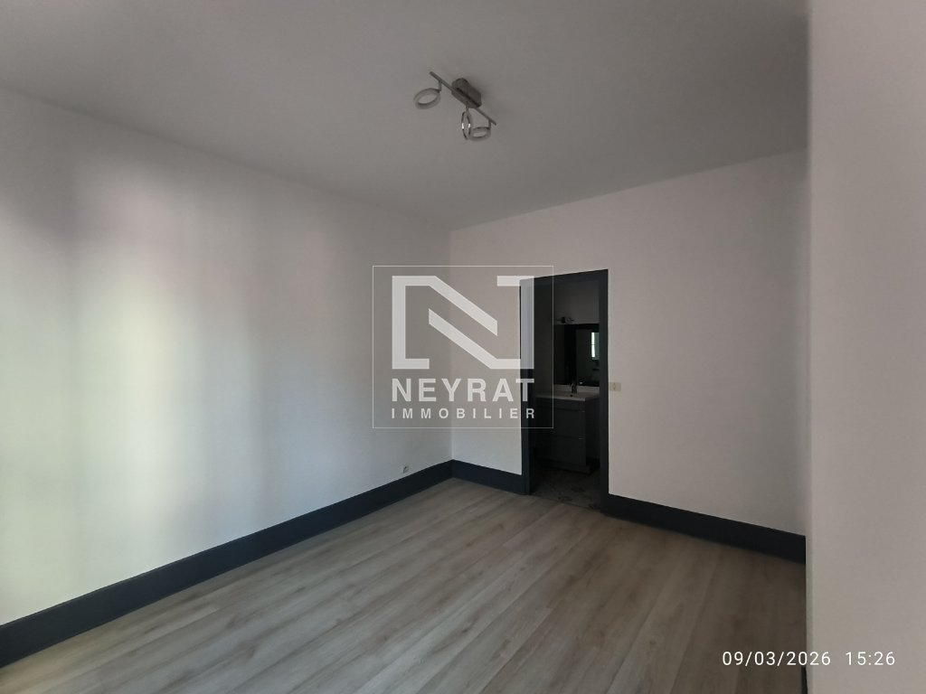 APPARTEMENT T2 A LOUER - CHALON SUR SAONE - 41.88 m2 - 560�&euro; charges comprises par mois