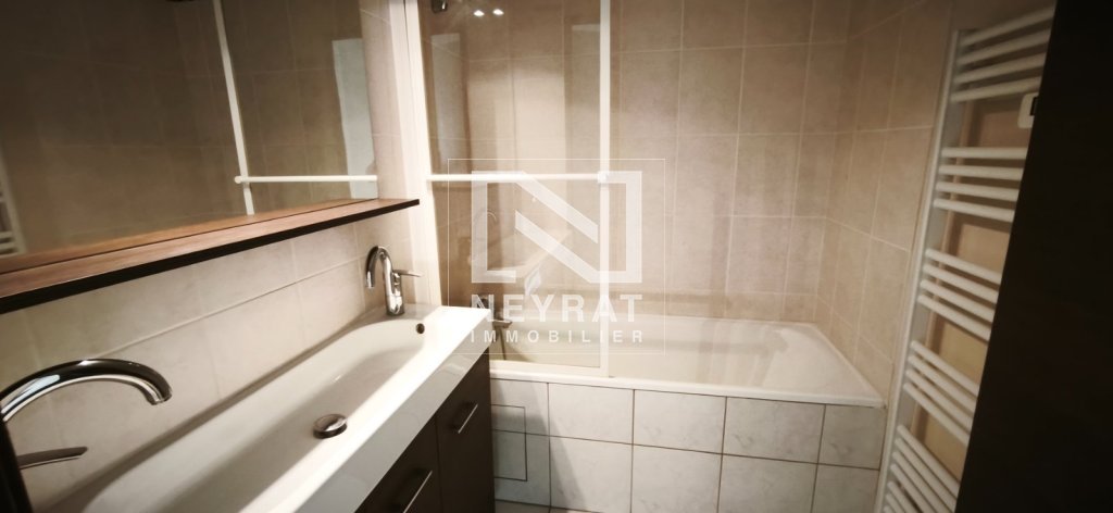 APPARTEMENT T2 A LOUER - CHALON SUR SAONE - 45.27 m2 - 680 &euro; charges comprises par mois