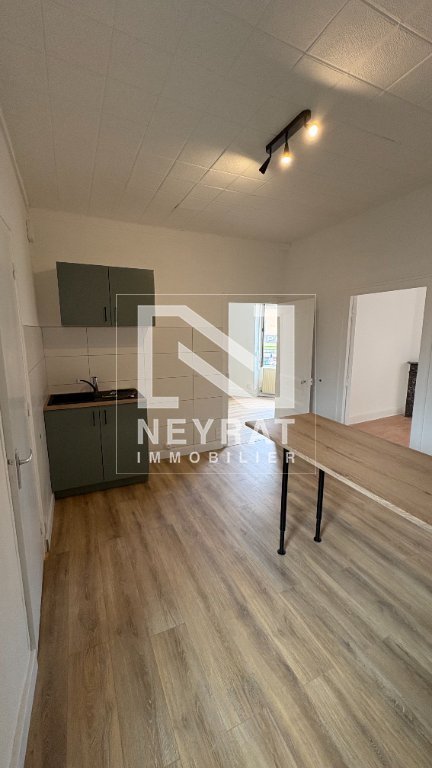 APPARTEMENT T2 A LOUER - CHALON SUR SAONE - 52.84 m2 - 590 &euro; charges comprises par mois