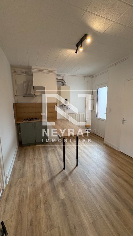APPARTEMENT T2 A LOUER - CHALON SUR SAONE - 52.84 m2 - 590 &euro; charges comprises par mois