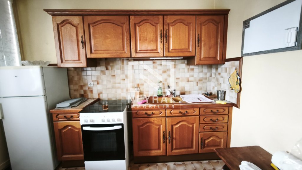 APPARTEMENT T2 A LOUER - CHALON SUR SAONE - 57.49 m2 - 550 &euro; charges comprises par mois