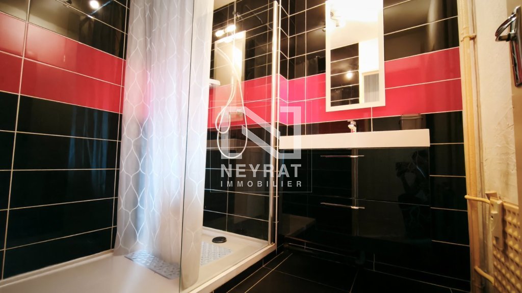 APPARTEMENT T2 A LOUER - CHALON SUR SAONE - 57.49 m2 - 550 &euro; charges comprises par mois