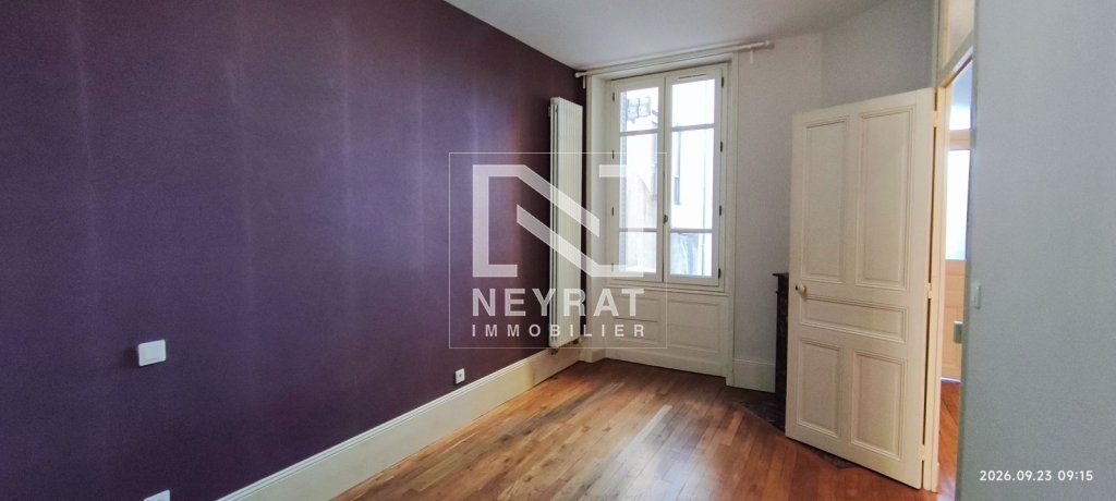 APPARTEMENT T2 A LOUER - CHALON SUR SAONE - 65 m2 - 665 &euro; charges comprises par mois