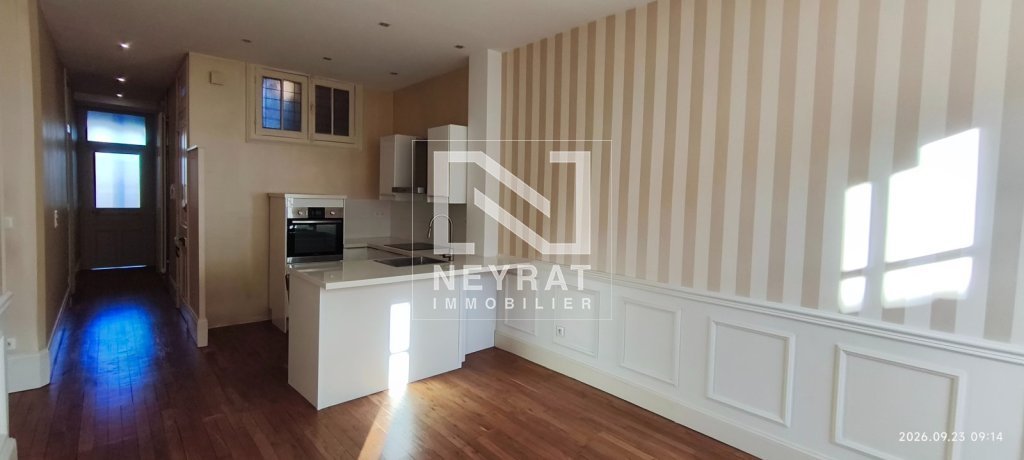 APPARTEMENT T2 A LOUER - CHALON SUR SAONE - 65 m2 - 665 &euro; charges comprises par mois