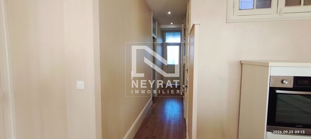 APPARTEMENT T2 A LOUER - CHALON SUR SAONE - 65 m2 - 665 &euro; charges comprises par mois