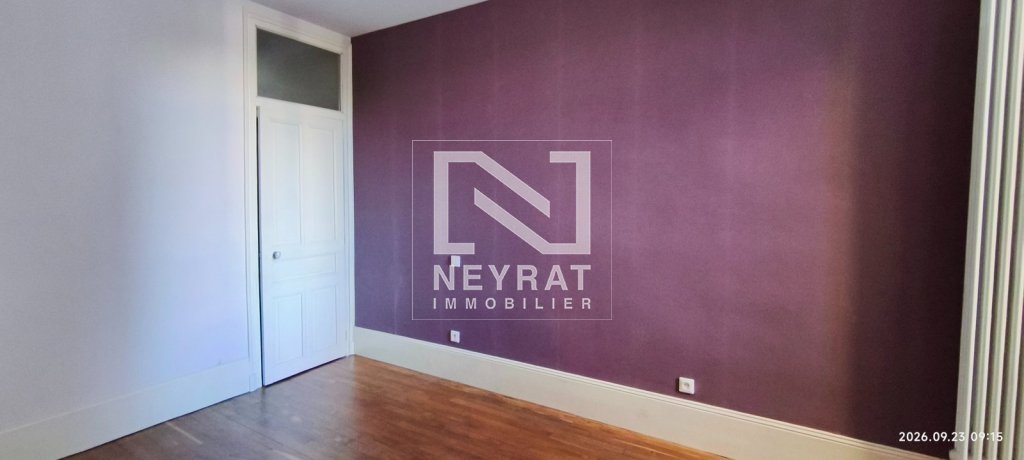APPARTEMENT T2 A LOUER - CHALON SUR SAONE - 65 m2 - 665 &euro; charges comprises par mois