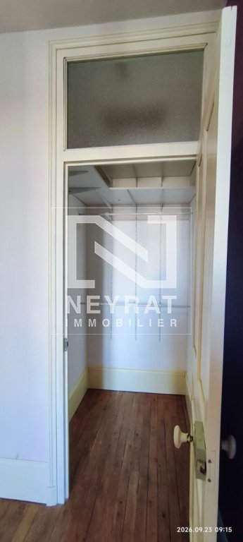 APPARTEMENT T2 A LOUER - CHALON SUR SAONE - 65 m2 - 665 &euro; charges comprises par mois