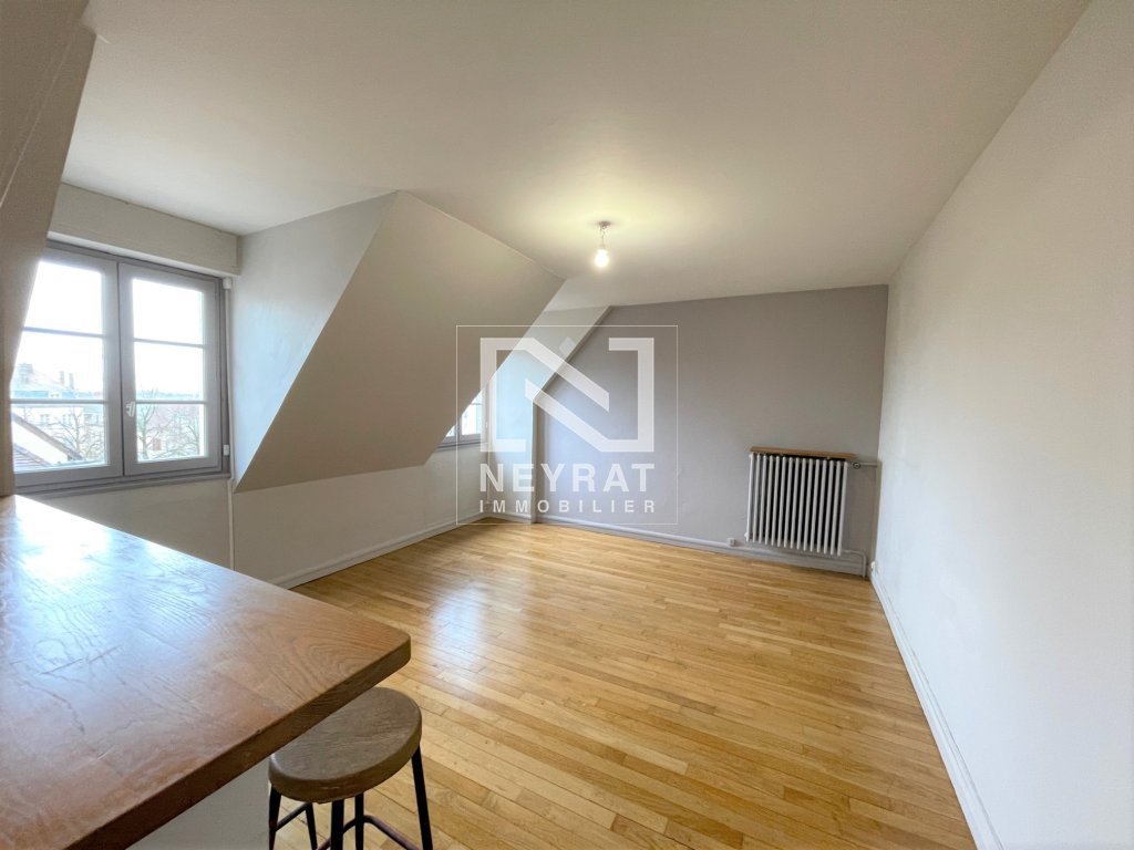 APPARTEMENT T2 A LOUER - CHALON SUR SAONE - 42 m2 - 567 &euro; charges comprises par mois