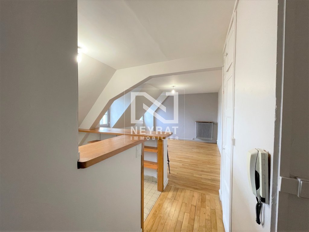 APPARTEMENT T2 A LOUER - CHALON SUR SAONE - 42 m2 - 567 &euro; charges comprises par mois