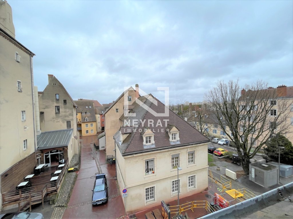 APPARTEMENT T2 A LOUER - CHALON SUR SAONE - 42 m2 - 567 &euro; charges comprises par mois