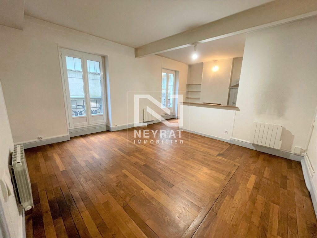 APPARTEMENT T2 A LOUER - CHALON SUR SAONE - 69.34 m2 - 620€ charges comprises par mois