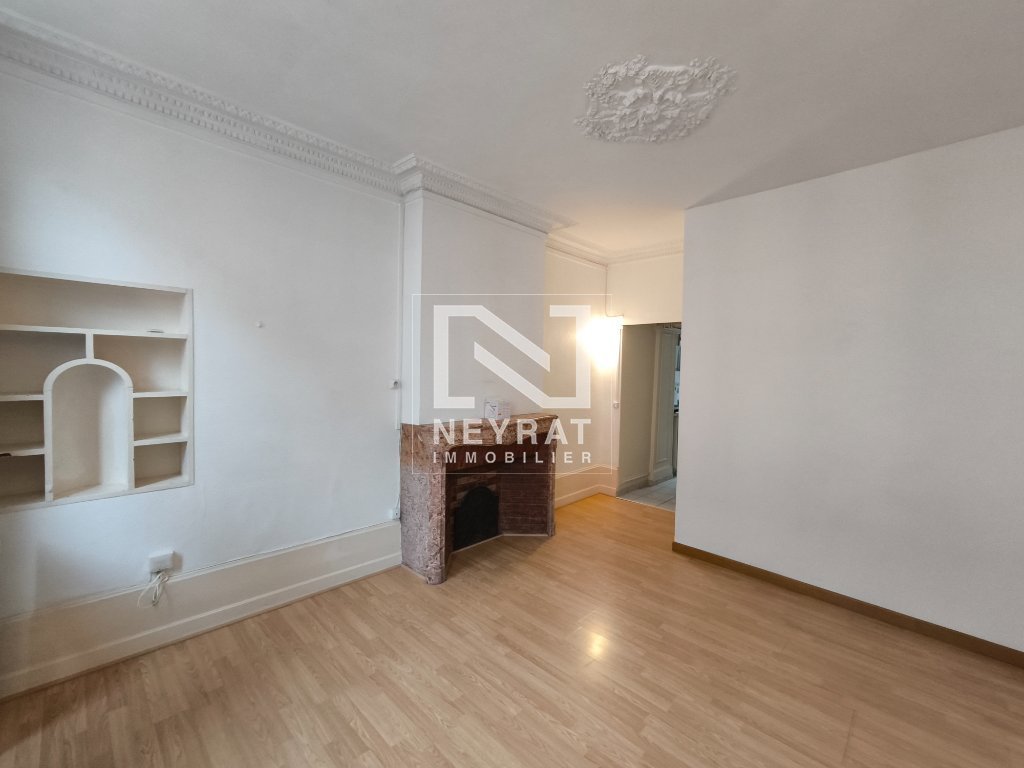 APPARTEMENT T2 - CHALON SUR SAONE - 41.57 m2 - LOU&Eacute;