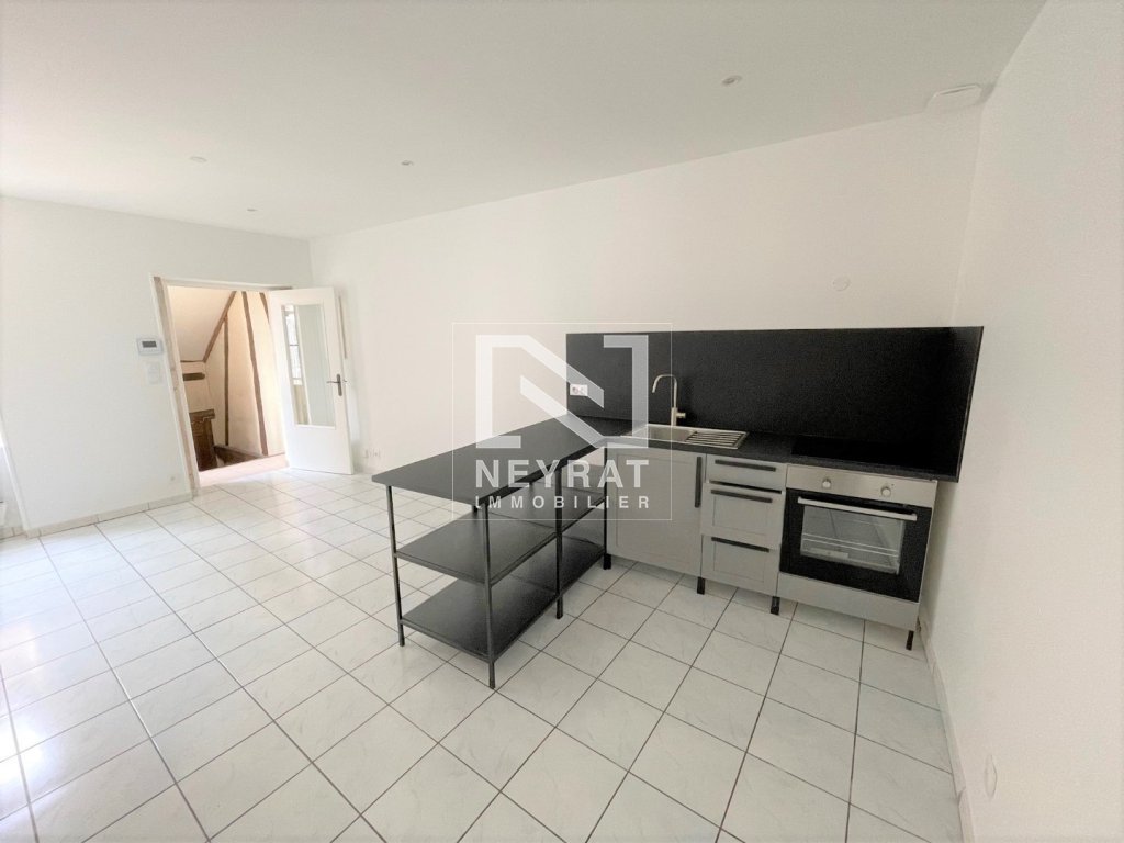 APPARTEMENT T2 A LOUER - CHALON SUR SAONE - 40.93 m2 - 490€ charges comprises par mois