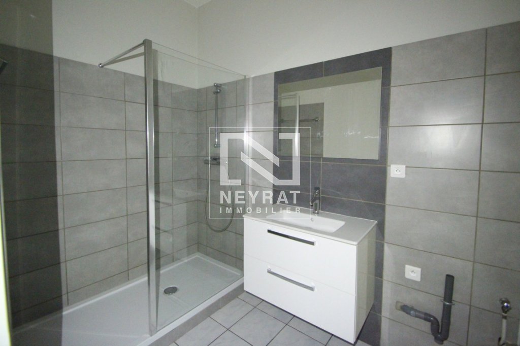 APPARTEMENT T2 A LOUER - CHALON SUR SAONE - 35.95 m2 - 440�&euro; charges comprises par mois