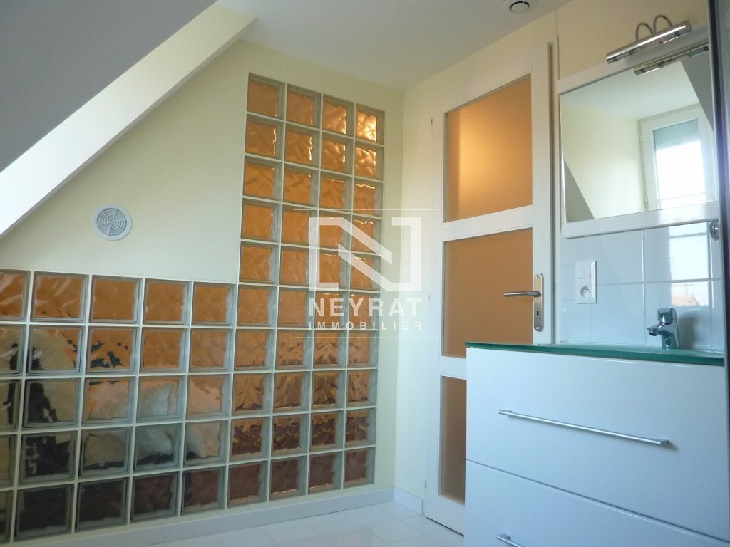 APPARTEMENT T2 - CHALON SUR SAONE - 50.74 m2 - LOU&Eacute;