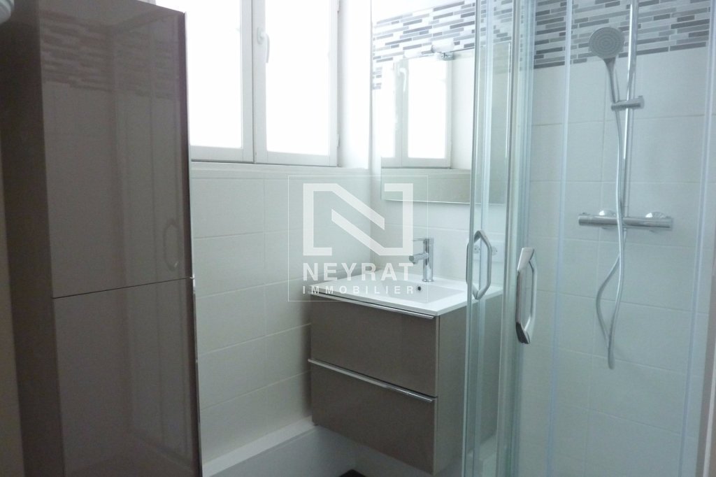 APPARTEMENT T2 A LOUER - CHALON SUR SAONE - 37 m2 - 430 &euro; charges comprises par mois