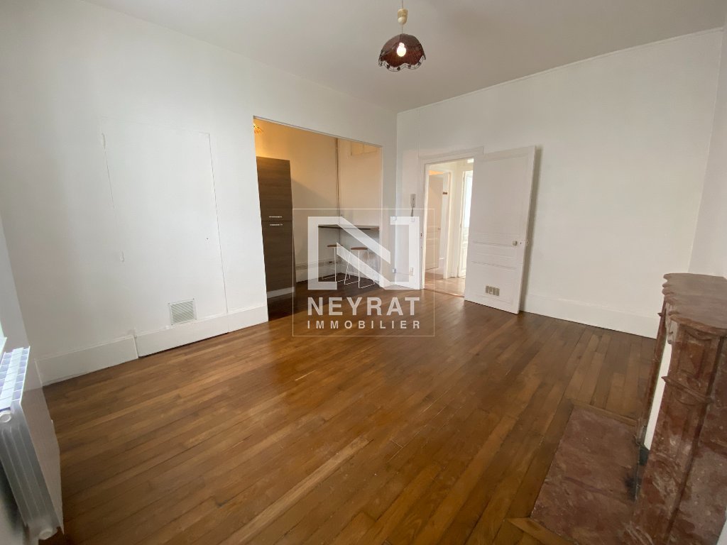 APPARTEMENT T2 - CHALON SUR SAONE - 42.45 m2 - LOU&Eacute;