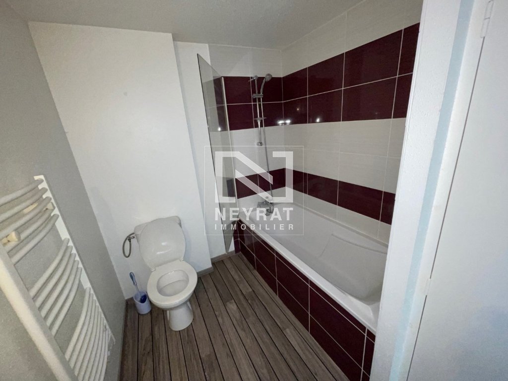 APPARTEMENT T2 - CHALON SUR SAONE SAINT JEAN DES VIGNES - 33.55 m2 - LOU&Eacute;