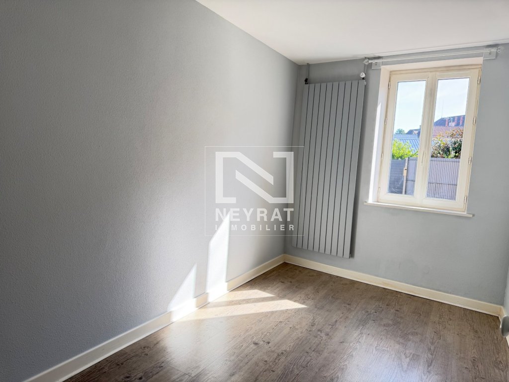 APPARTEMENT T2 A LOUER - DIGOIN - 37.88 m2 - 460 &euro; charges comprises par mois