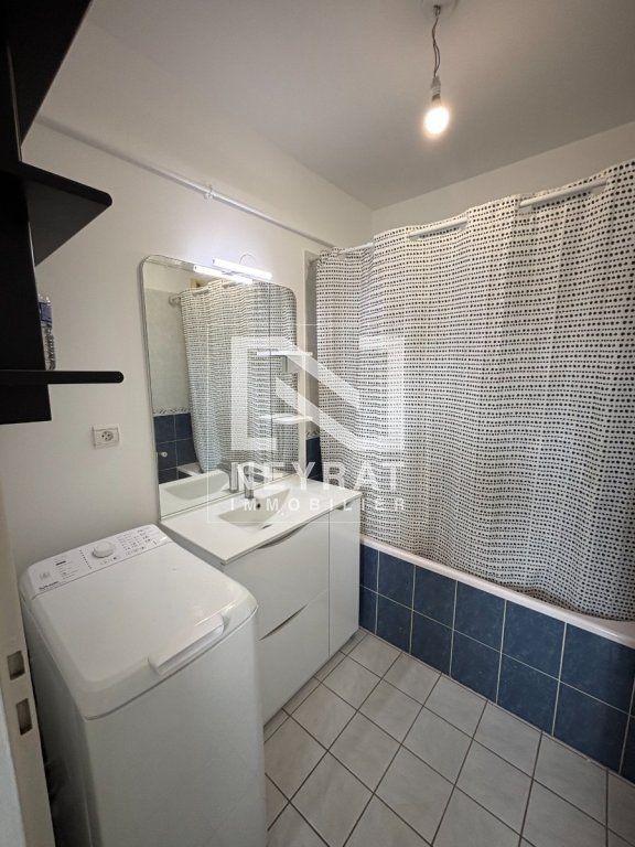 APPARTEMENT T2 MEUBLE - QUARTIER MALADIERE A LOUER - DIJON MALADIERE - 51 m2 - 770 &euro; charges comprises par mois