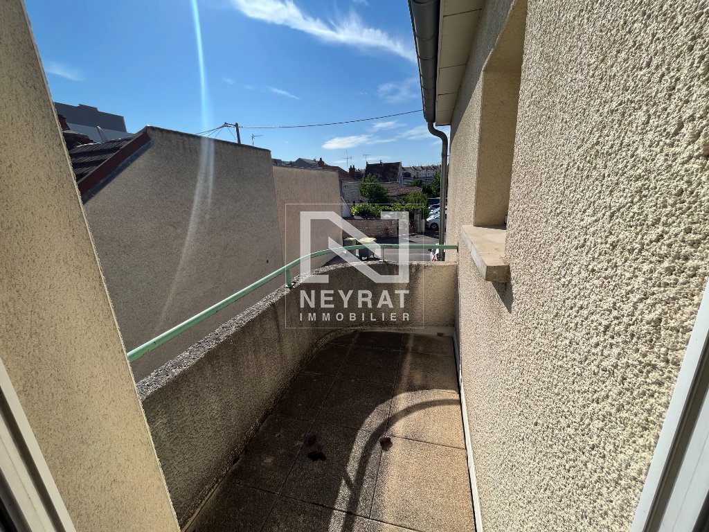 APPARTEMENT T2 A LOUER - DIJON - 32.2 m2 - 605 &euro; charges comprises par mois