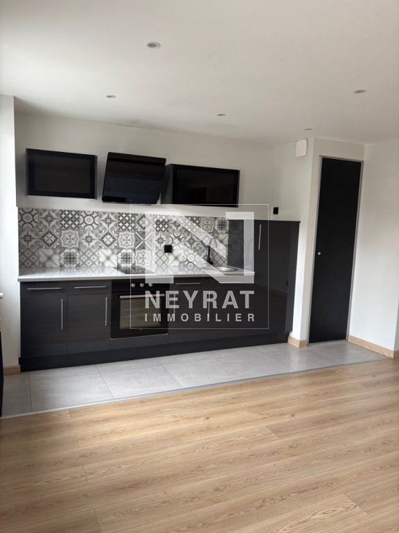 T2- 39.54M� AU 11 RUE DE METZ A DIJON