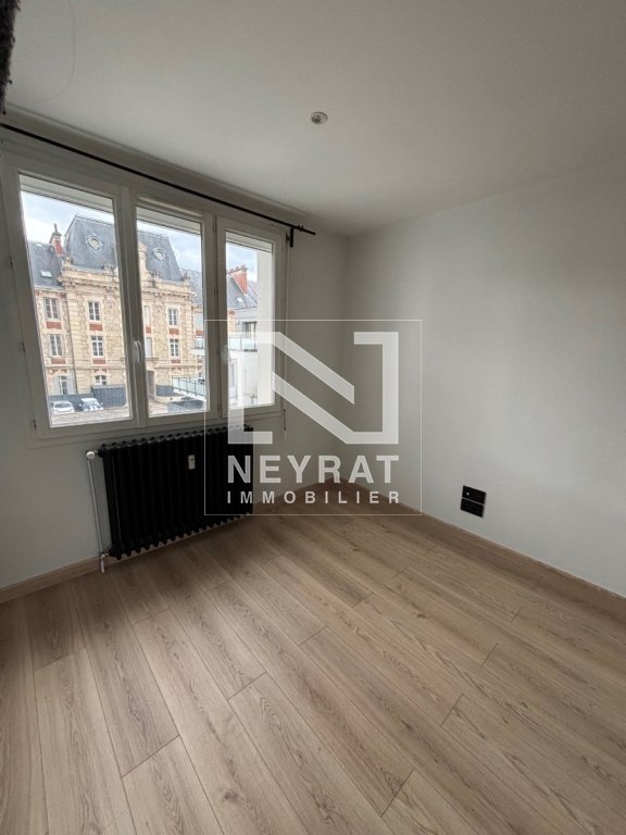 T2- 39.54M� AU 11 RUE DE METZ A DIJON