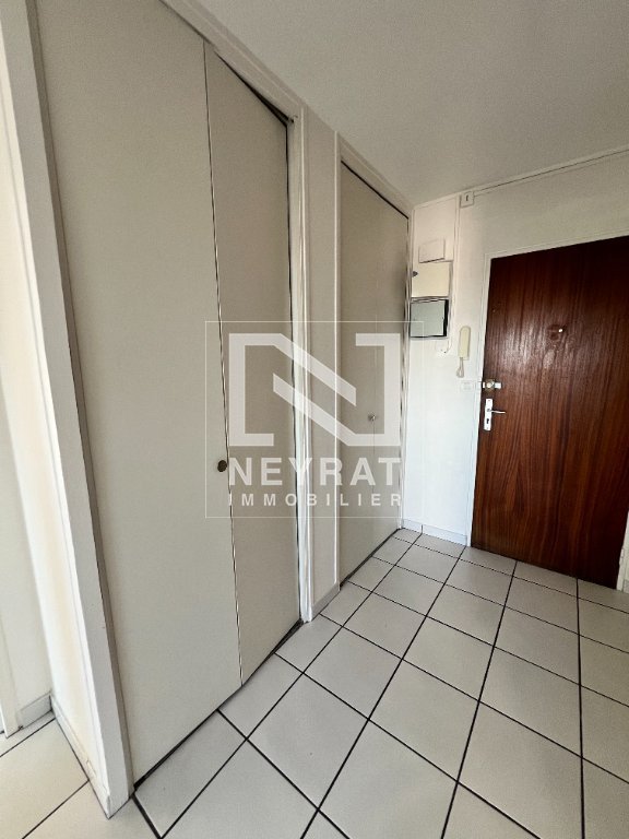 T2 48 m� � Dijon � Balcon, ascenseur, parking, dispo