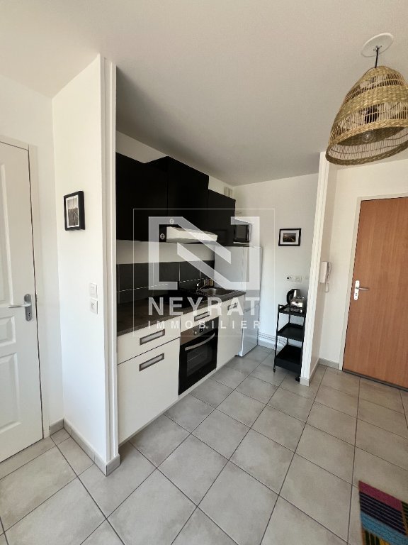 APPARTEMENT T2 - DIJON - 33.09 m2 - LOU&Eacute;