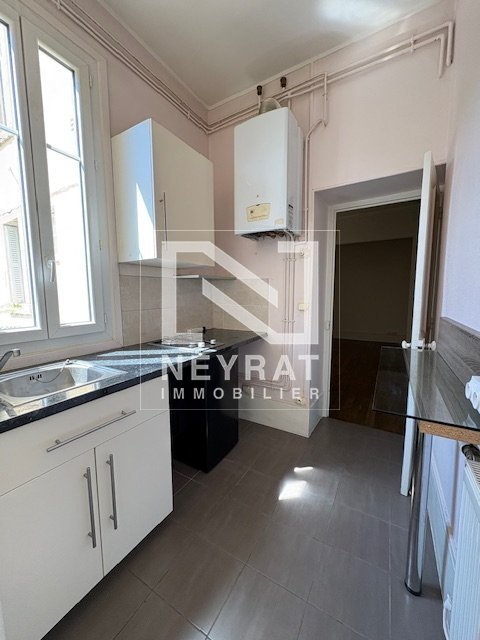 APPARTEMENT T2 - DIJON - 39.28 m2 - LOU&Eacute;