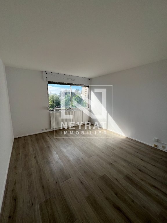 APPARTEMENT T2 A LOUER - DIJON - 47 m2 - 640€ charges comprises par mois