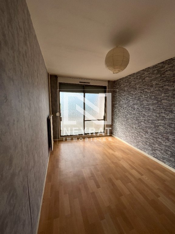 APPARTEMENT T2 - DIJON - 47 m2 - LOU&Eacute;