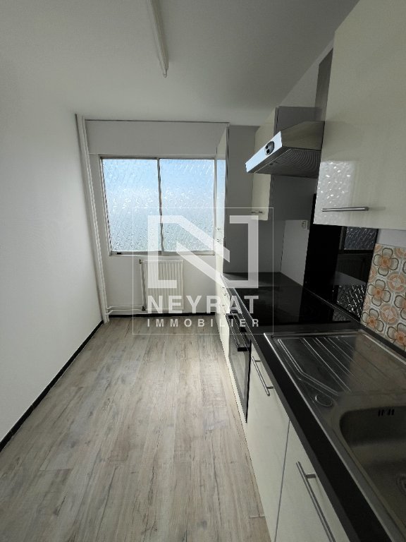 APPARTEMENT T2 - DIJON - 47 m2 - LOU&Eacute;