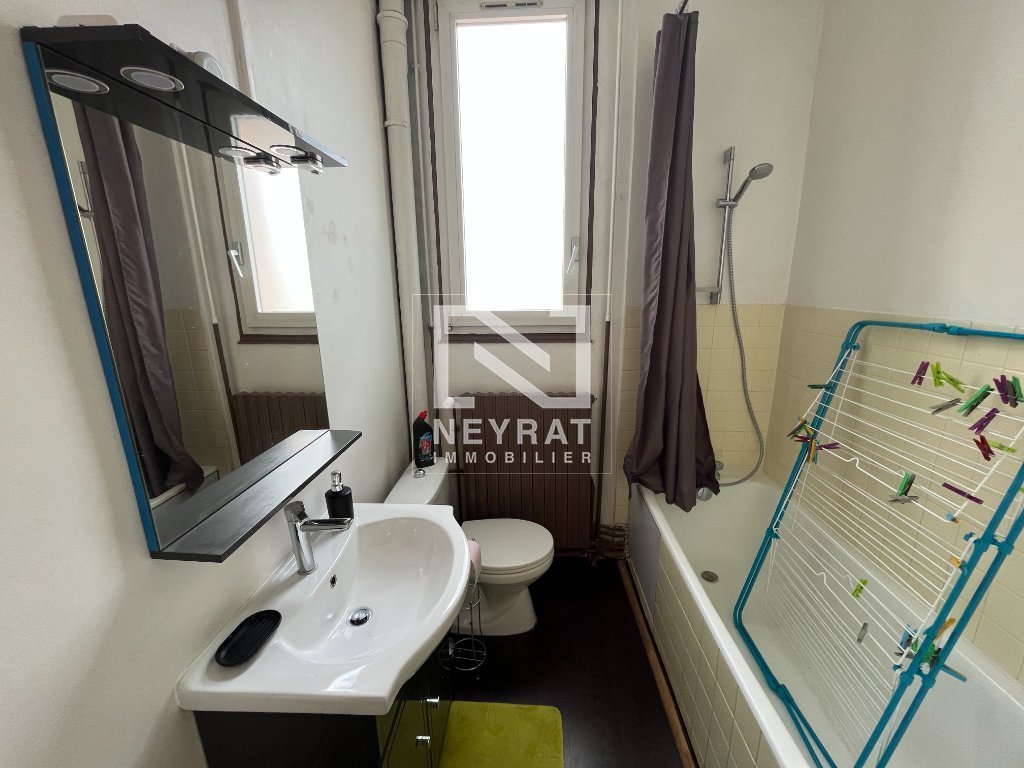 APPARTEMENT T2 - DIJON - 39.6 m2 - LOU&Eacute;