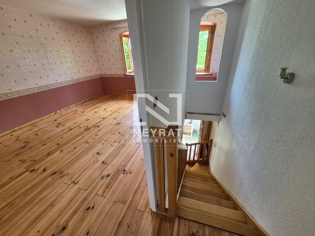 APPARTEMENT T2 - EPINAC - 65 m2 - LOU&Eacute;