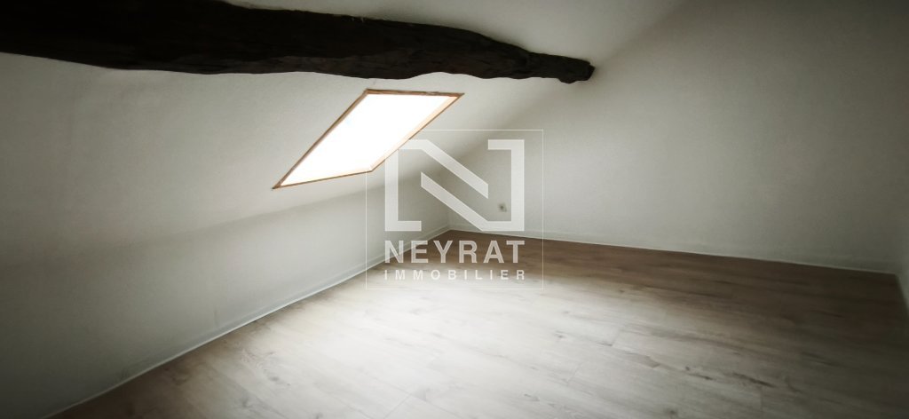 APPARTEMENT T2 A LOUER - GIVRY - 52.48 m2 - 620�&euro; charges comprises par mois