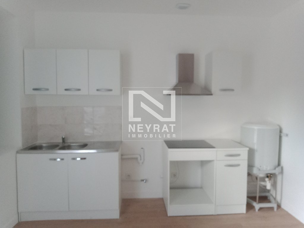 Lot 3 A LOUER - GUEUGNON - 37.4 m2 - 355 &euro; charges comprises par mois