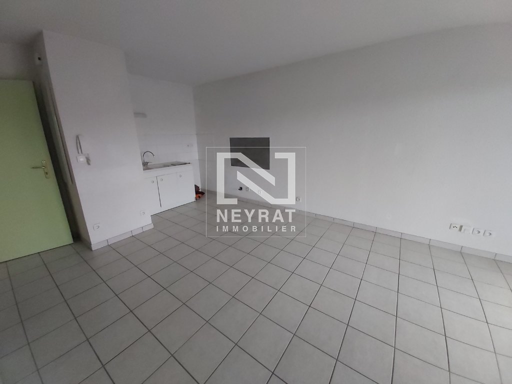 APPARTEMENT T2 A LOUER - LE CREUSOT - 38.16 m2 - 391€ charges comprises par mois