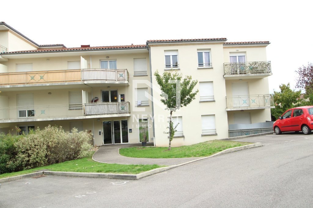 APPARTEMENT T2 - LE CREUSOT - 38.03 m2 - LOU&Eacute;
