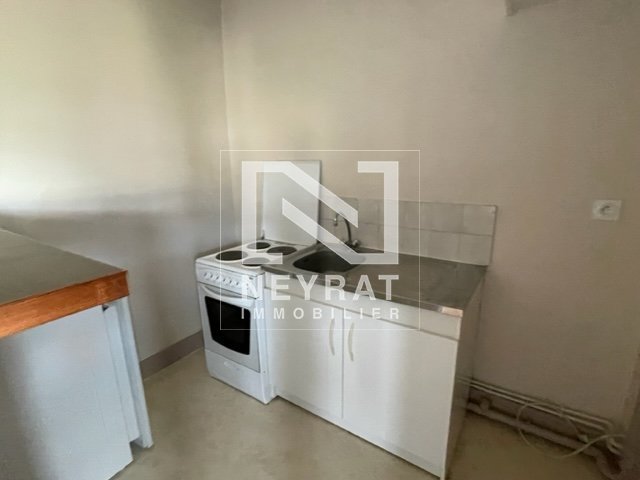 APPARTEMENT T2 A LOUER - LE CREUSOT - 34 m2 - 375 &euro; charges comprises par mois
