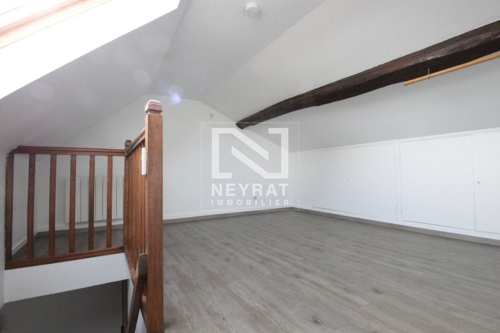 APPARTEMENT T2 A LOUER - LOUHANS - 21.59 m2 - 330�&euro; charges comprises par mois