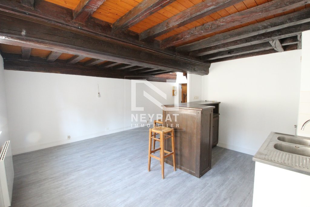 T2 duplex 35 m� � Louhans 456 � CC