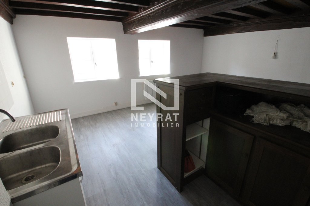 T2 duplex 35 m� � Louhans 456 � CC