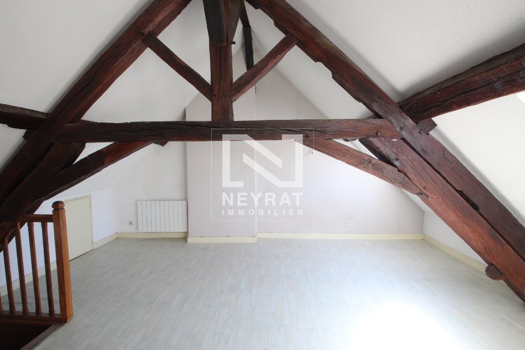 T2 duplex 35 m� � Louhans 456 � CC